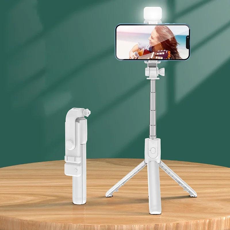 Bluetooth Remote Extendable Phone Tripod Wireless Selfie Stick Tripod Stand for iPhone 15 Samsuing  Phone Tiktok Live Streaming